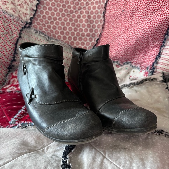 black booties - Picture 5 of 8